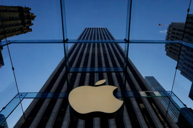 Apple plans to introduce paid advertisements to its maps service in the U.S. and Canada this summer. The company stated that user privacy will be maintained.