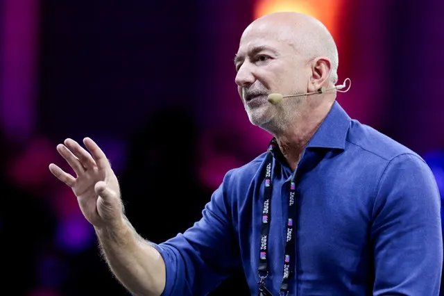 Jeff Bezos' AI lab Project Prometheus is reportedly close to a 10 billion dollar fundraising deal. This agreement would value the startup at 38 billion dollars.