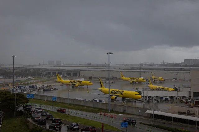 A associação de trabalhadores afirma que qualquer ajuda financeira do governo deve impedir demissões. O governo Trump apresentou uma proposta de financiamento.